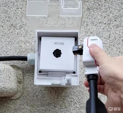 大眾ID.4 CROZZ便攜式充電槍 產品種類與最快充電時間解析